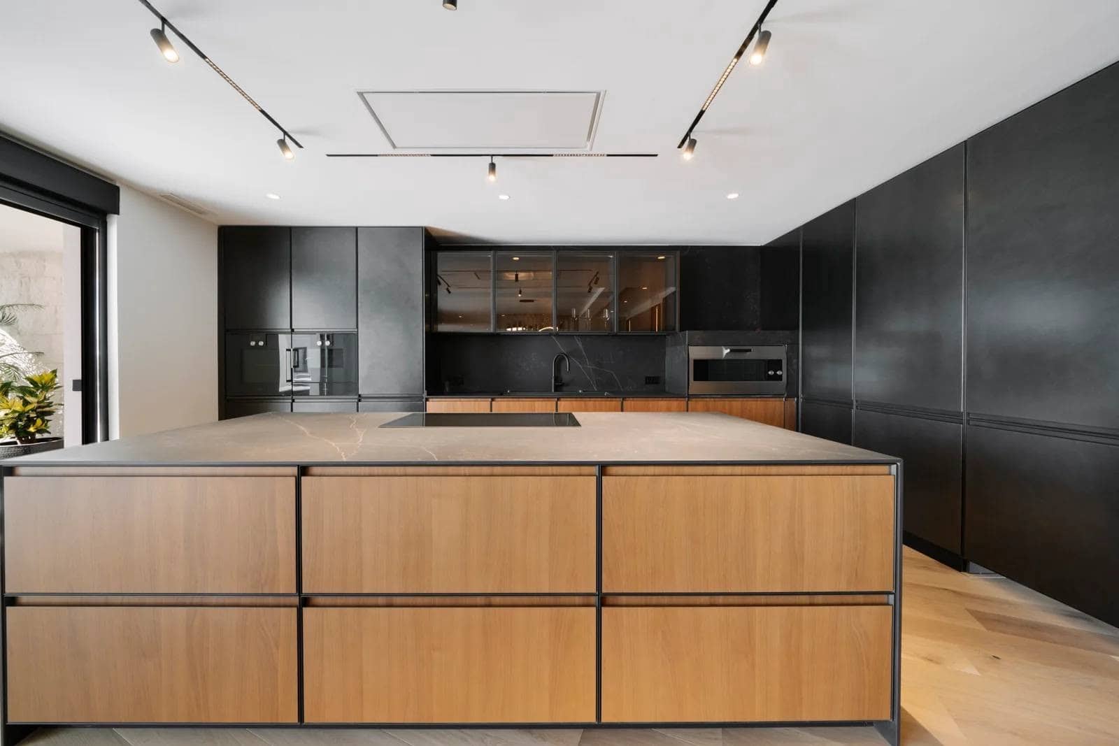 5 Zimmer Villa zu verkaufen in Marbella mit Pool - 4.790.000 € (Ref: 9582509)