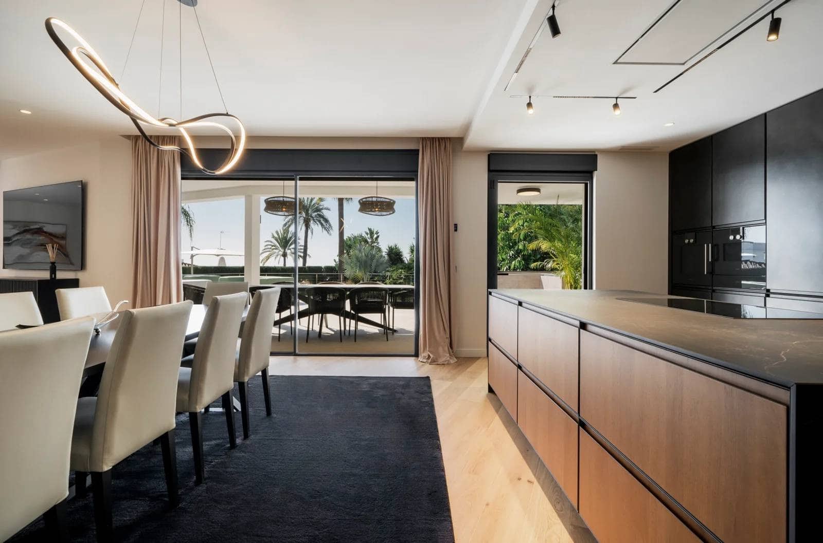 5 Zimmer Villa zu verkaufen in Marbella mit Pool - 4.790.000 € (Ref: 9582509)