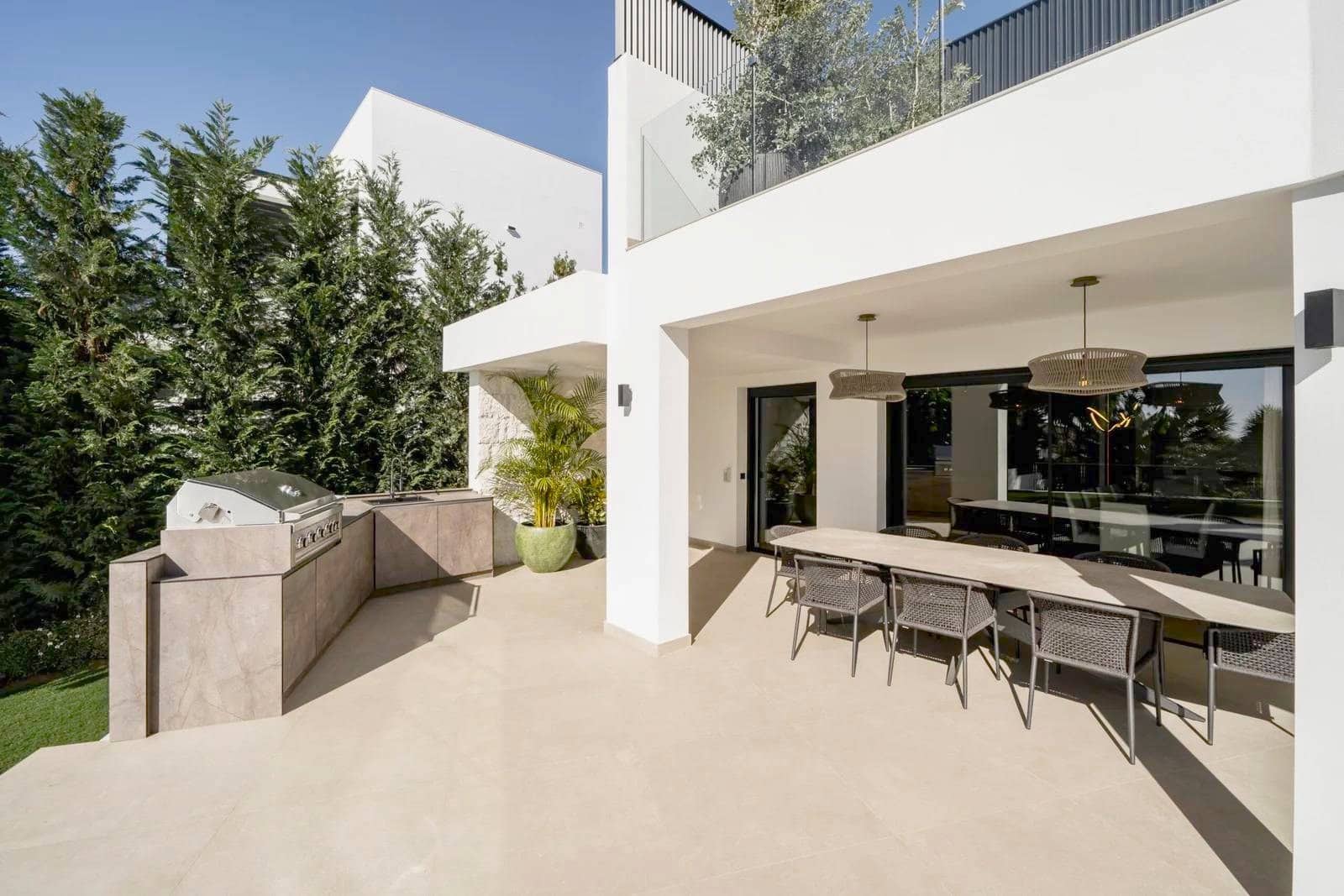 5 Zimmer Villa zu verkaufen in Marbella mit Pool - 4.790.000 € (Ref: 9582509)