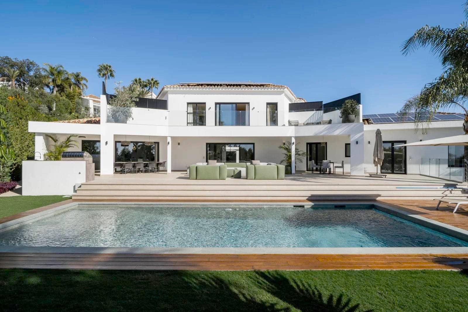 5 Zimmer Villa zu verkaufen in Marbella mit Pool - 4.790.000 € (Ref: 9582509)