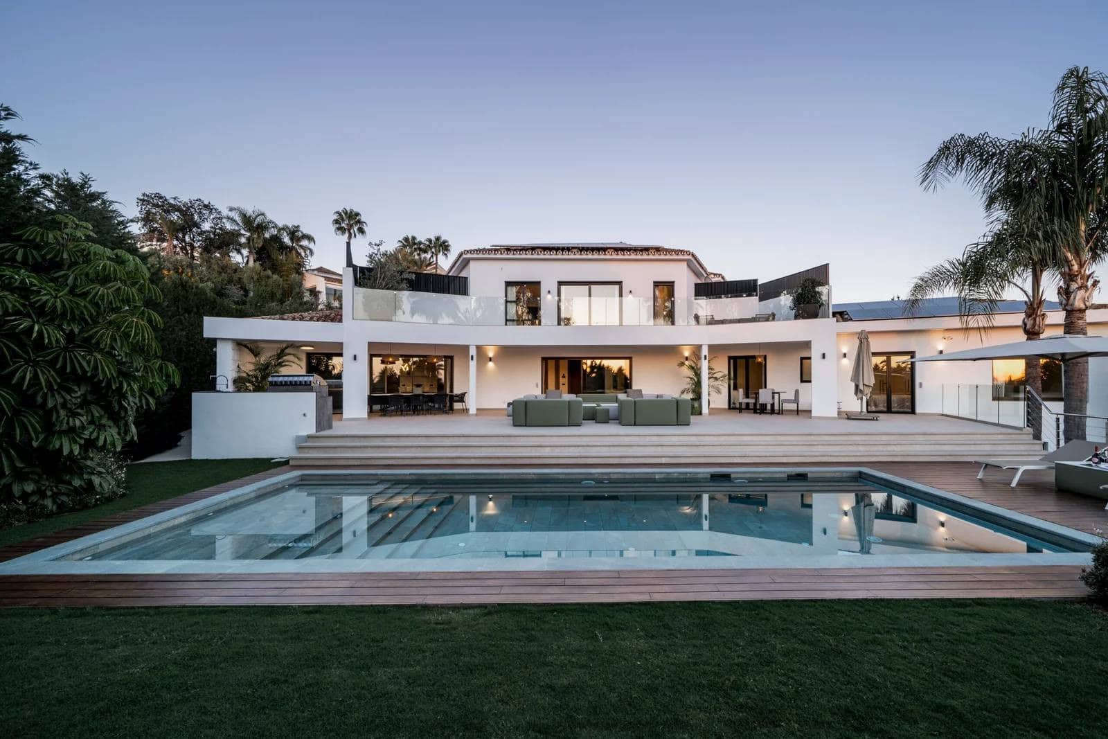 5 Zimmer Villa zu verkaufen in Marbella mit Pool - 4.790.000 € (Ref: 9582509)