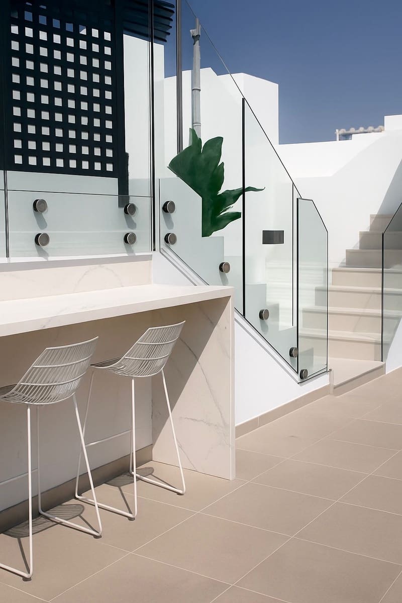 2 makuuhuone Huoneisto myytävänä paikassa Estepona mukana uima-altaan 
autotalli - 535 000 € (Ref: 9590968)