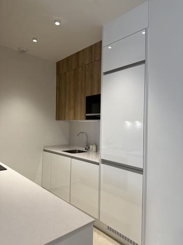 2 makuuhuone Huoneisto myytävänä paikassa Centro, Estepona mukana uima-altaan 
autotalli - 535 000 € (Ref: 9590968)