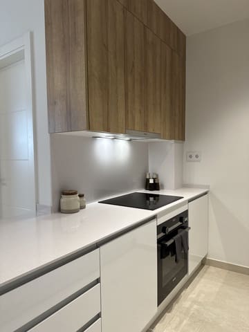 2 makuuhuone Huoneisto myytävänä paikassa Centro, Estepona mukana uima-altaan 
autotalli - 535 000 € (Ref: 9590968)