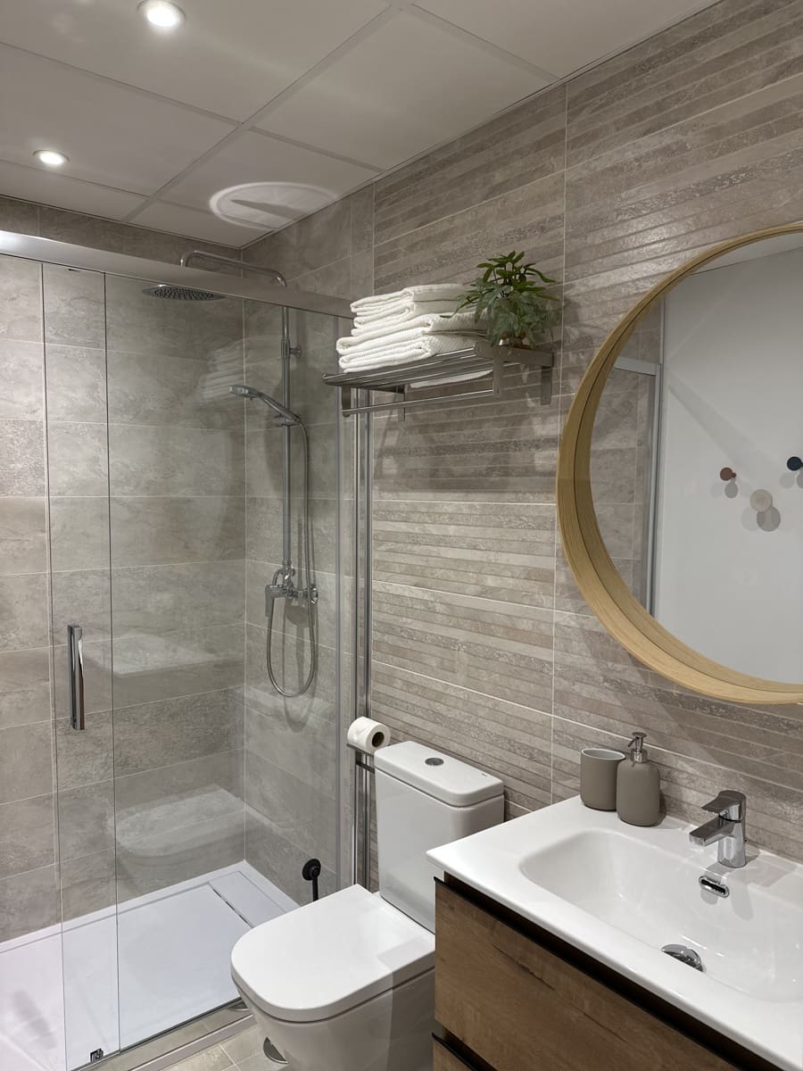 2 makuuhuone Huoneisto myytävänä paikassa Estepona mukana uima-altaan 
autotalli - 535 000 € (Ref: 9590968)