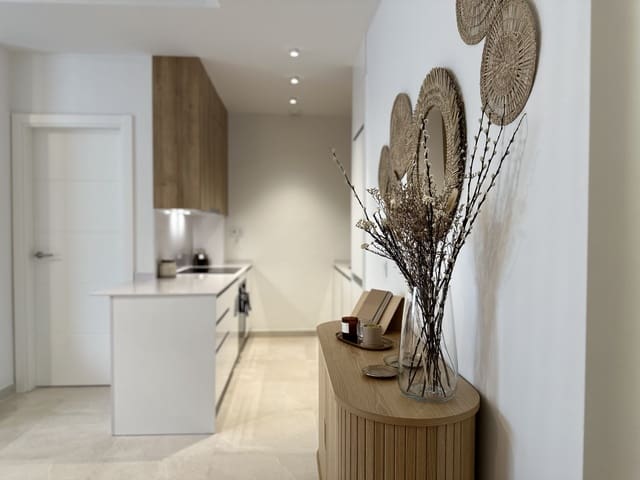 2 makuuhuone Huoneisto myytävänä paikassa Centro, Estepona mukana uima-altaan 
autotalli - 535 000 € (Ref: 9590968)