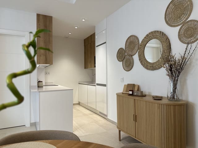 2 makuuhuone Huoneisto myytävänä paikassa Centro, Estepona mukana uima-altaan 
autotalli - 535 000 € (Ref: 9590968)