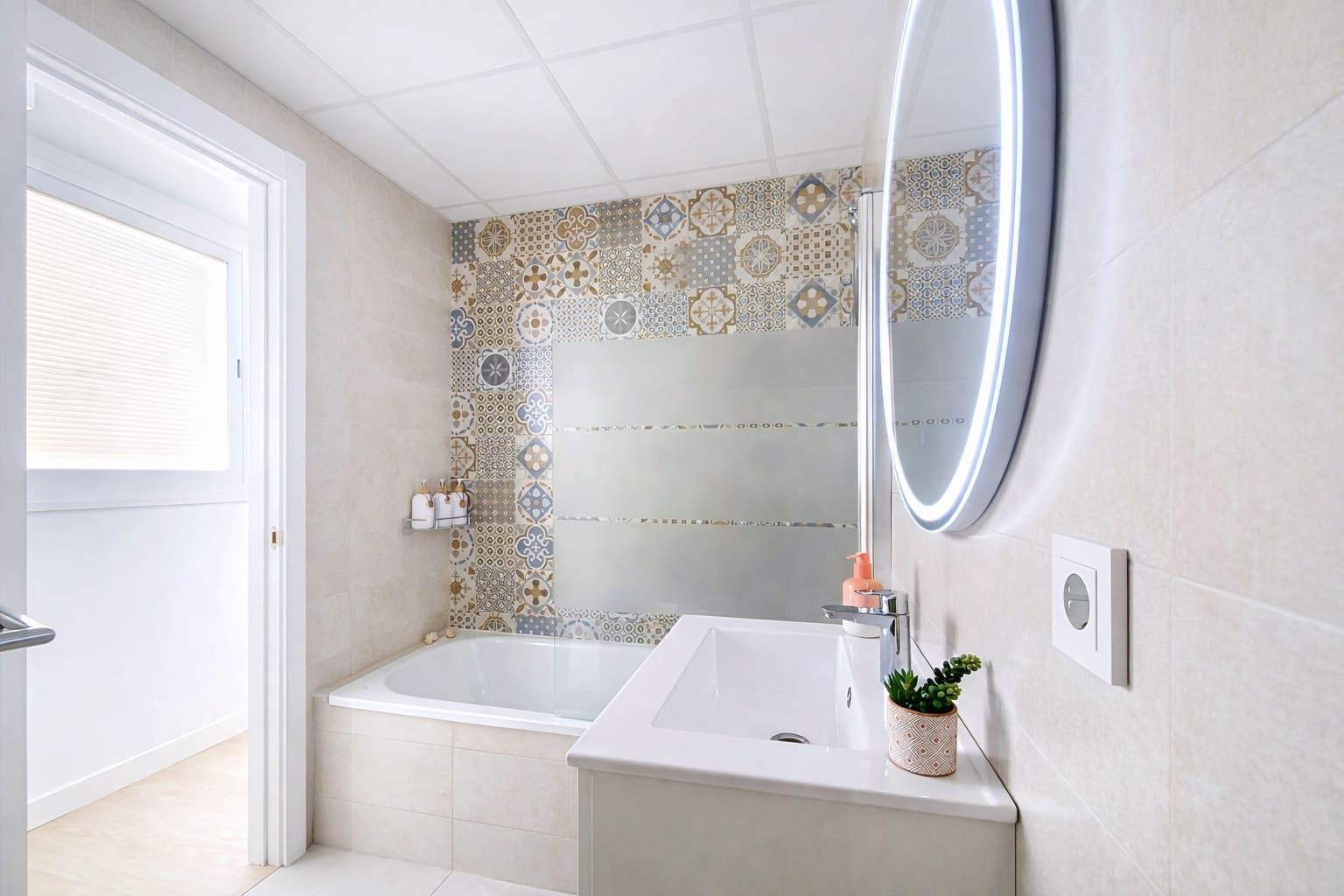 3 Zimmer Penthouse zu verkaufen in Estepona mit Pool Garage - 729.000 € (Ref: 9607931)