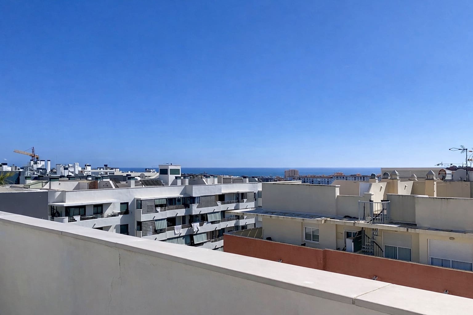 3 Zimmer Penthouse zu verkaufen in Estepona mit Pool Garage - 729.000 € (Ref: 9607931)
