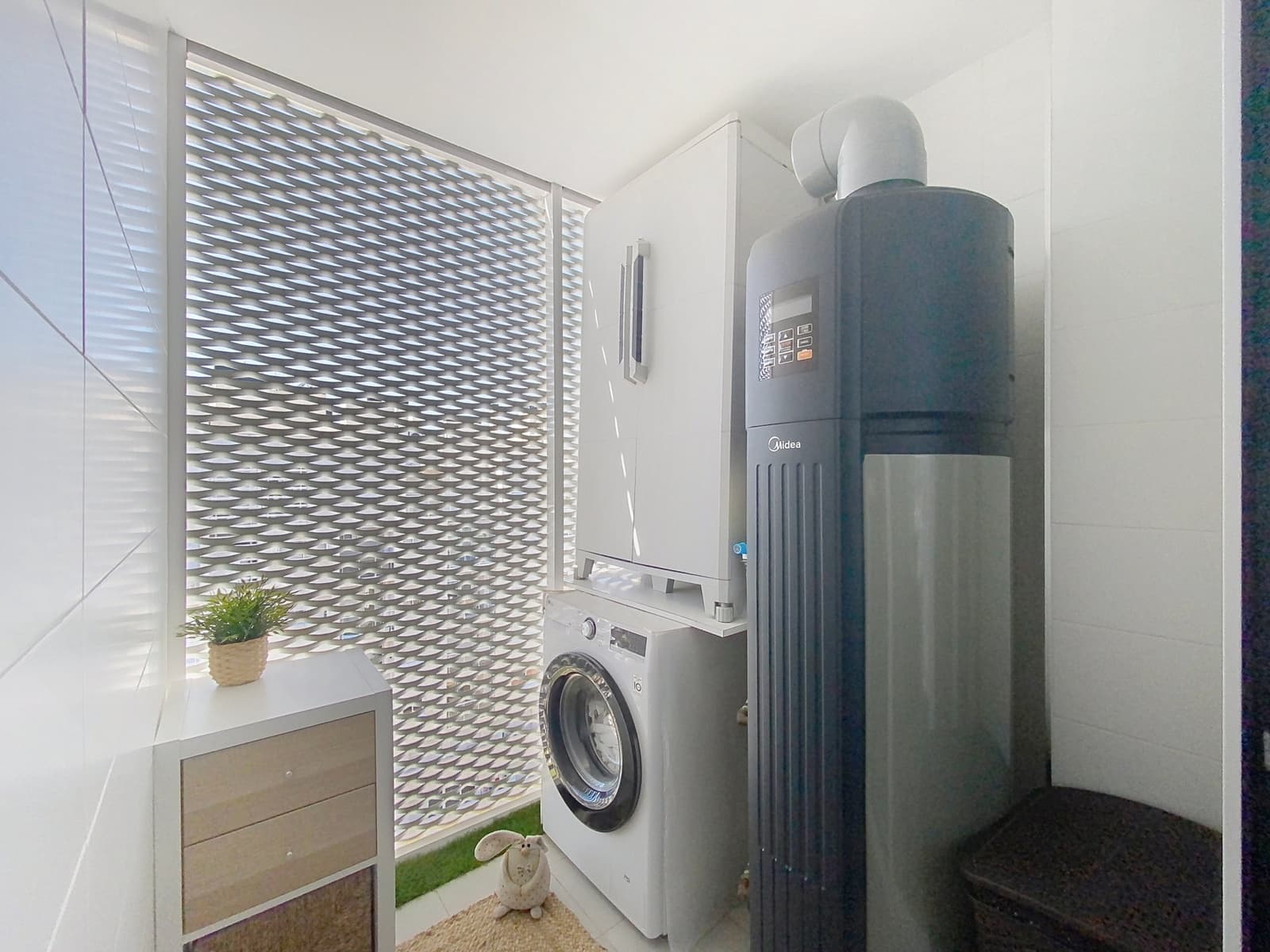 3 Zimmer Penthouse zu verkaufen in Estepona mit Pool Garage - 729.000 € (Ref: 9607931)