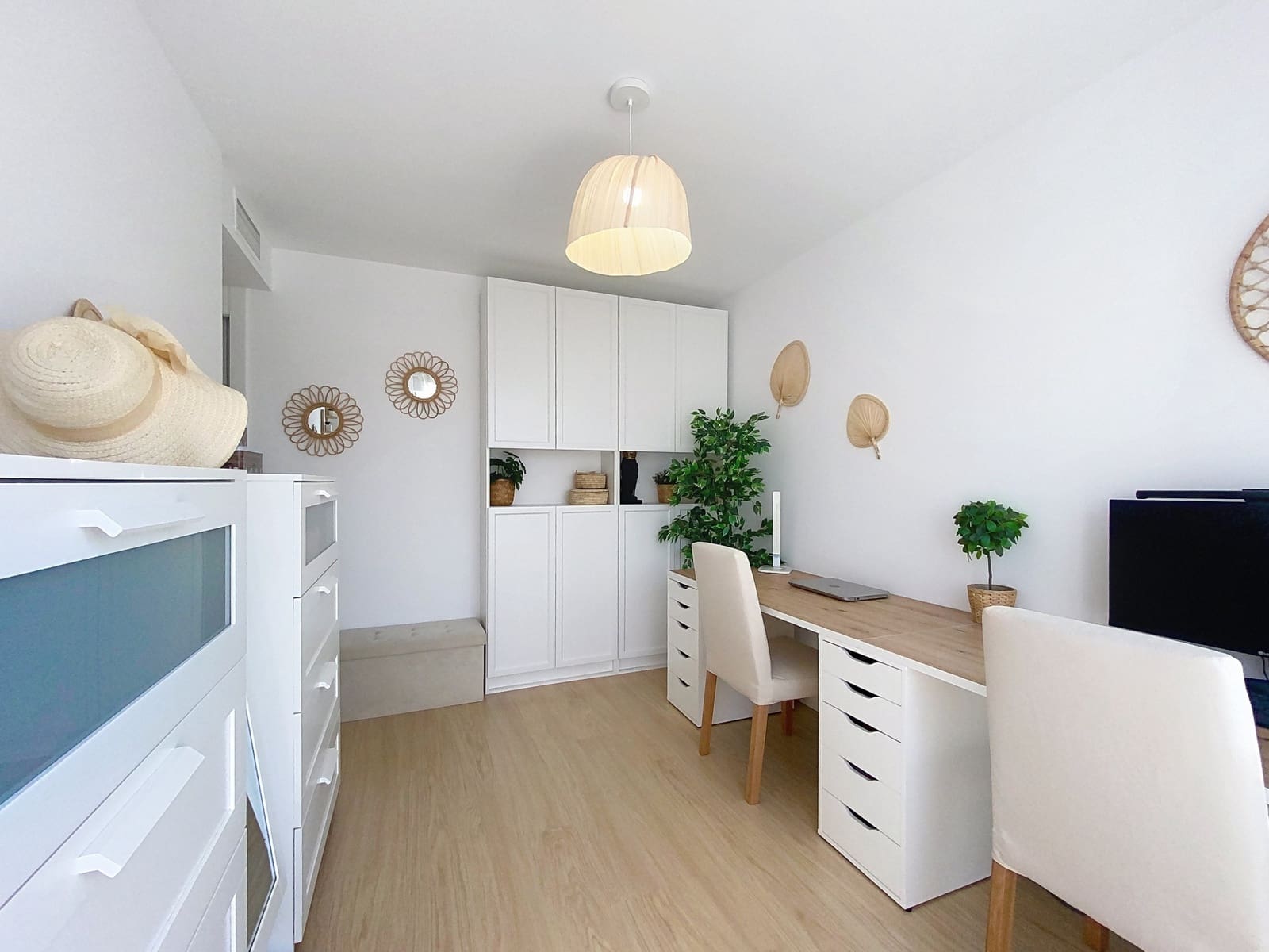 3 Zimmer Penthouse zu verkaufen in Estepona mit Pool Garage - 729.000 € (Ref: 9607931)