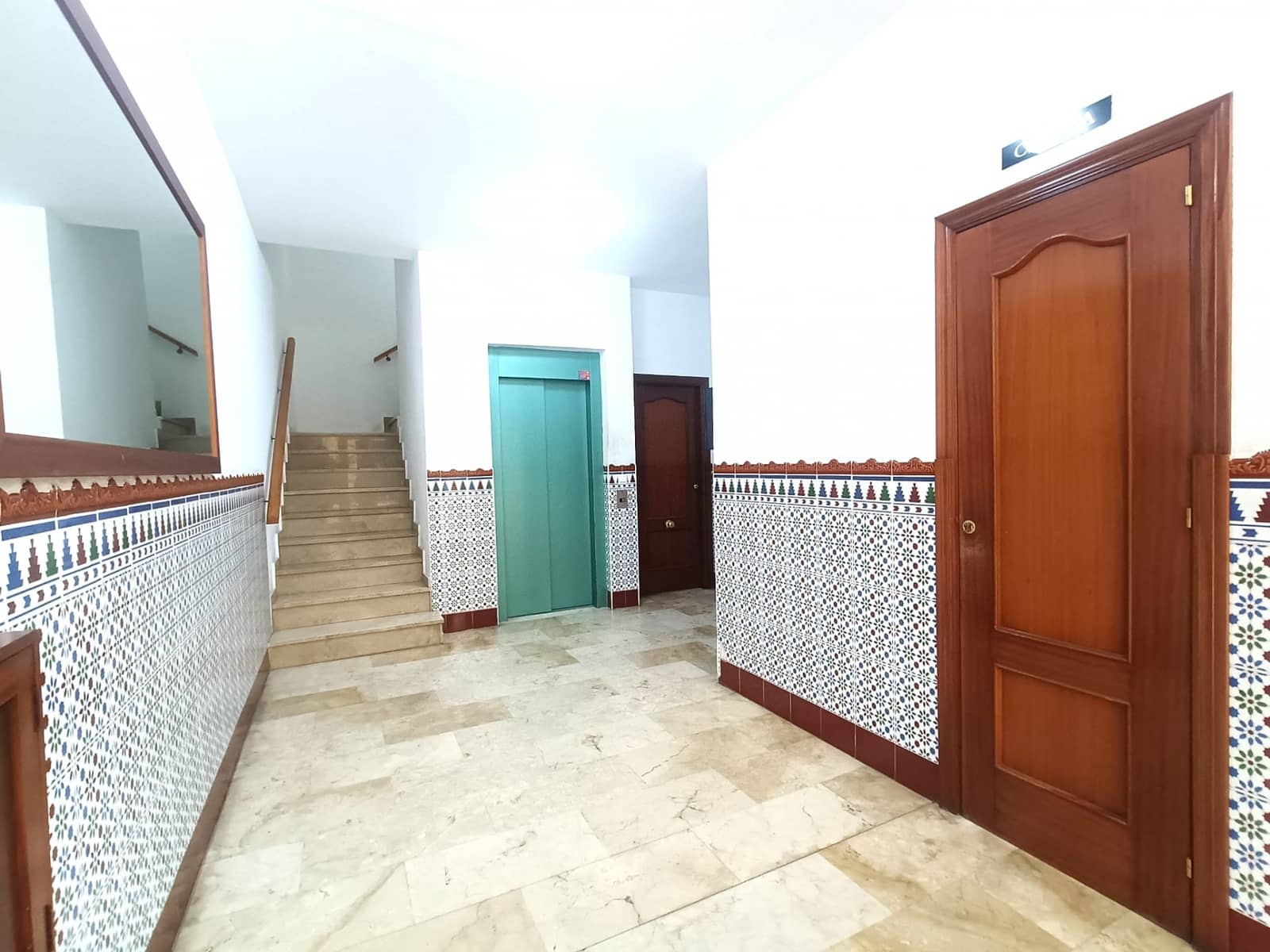 2 soveværelse Lejlighed til salg i Estepona - € 309.990 (Ref: 9611293)