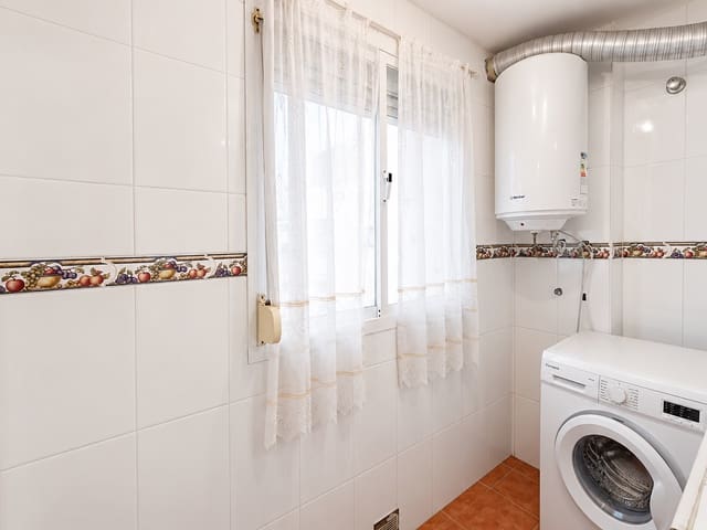 2 sovrum Lägenhet till salu i Estepona - 309 990 € (Ref: 9611293)