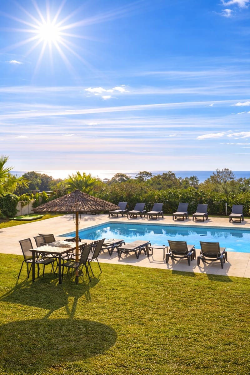 2 soveværelse Lejlighed til salg i New Golden Mile med swimmingpool garage - € 820.000 (Ref: 9611295)