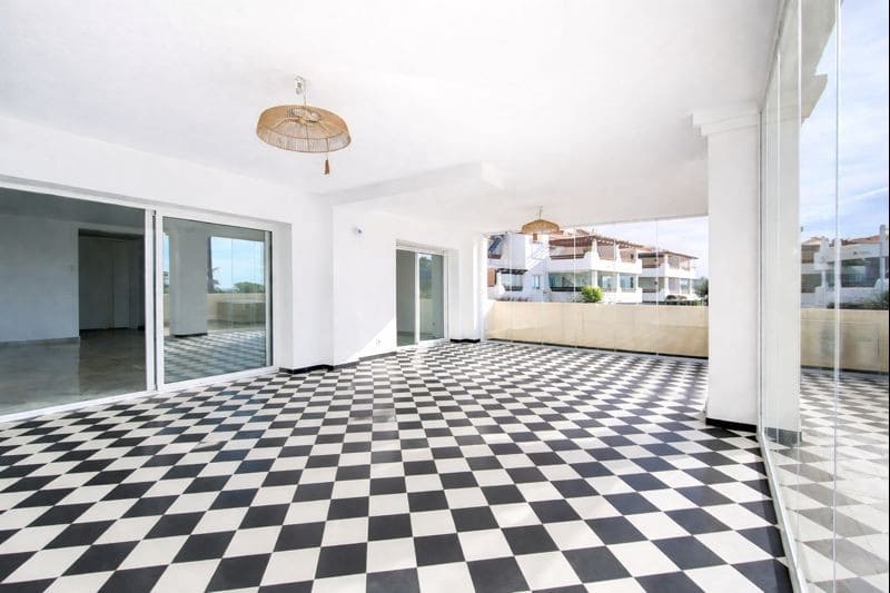 2 bedroom Apartment for sale in New Golden Mile with pool garage - € 694,000 (Ref: 9611295)