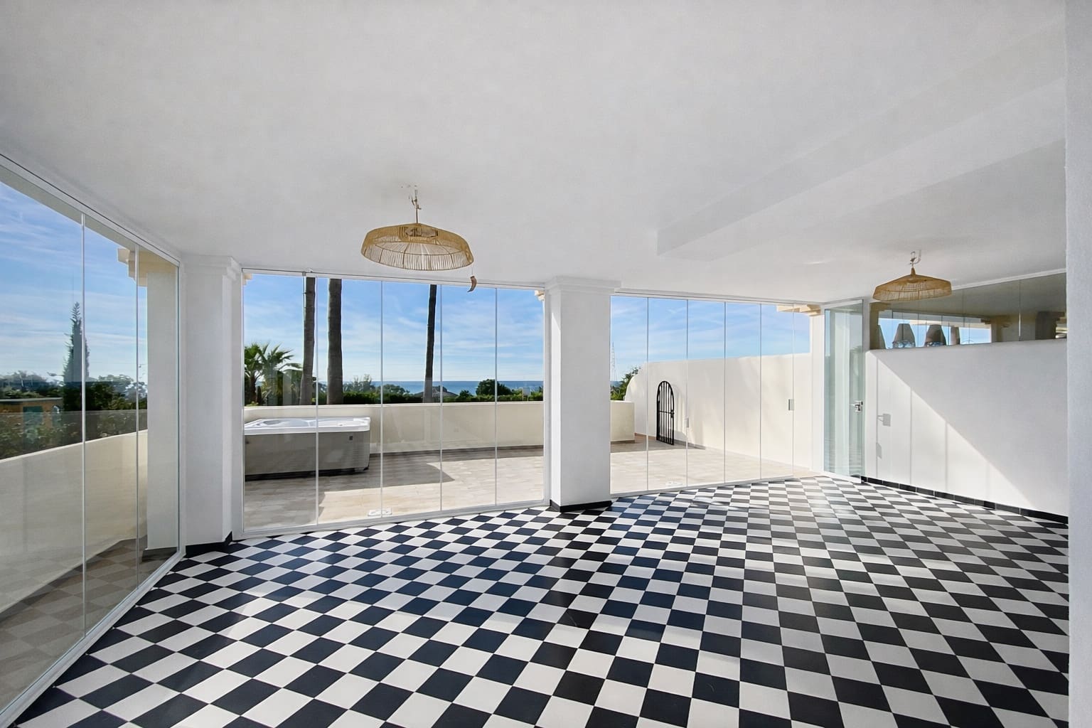 2 bedroom Apartment for sale in New Golden Mile with pool garage - € 694,000 (Ref: 9611295)