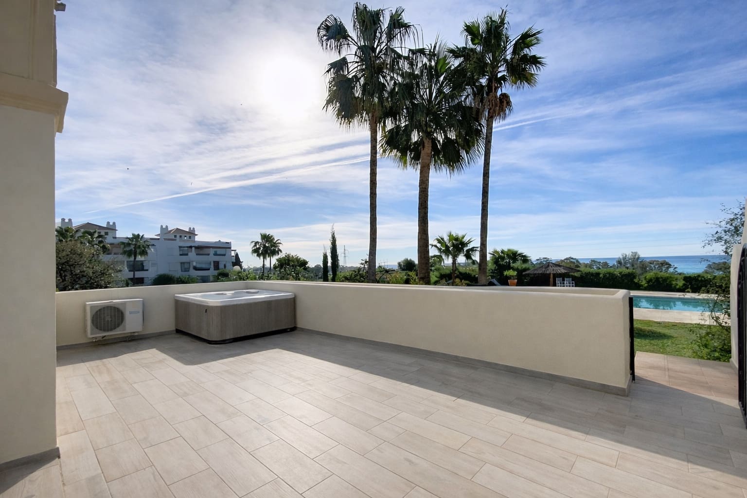 2 bedroom Apartment for sale in New Golden Mile with pool garage - € 694,000 (Ref: 9611295)