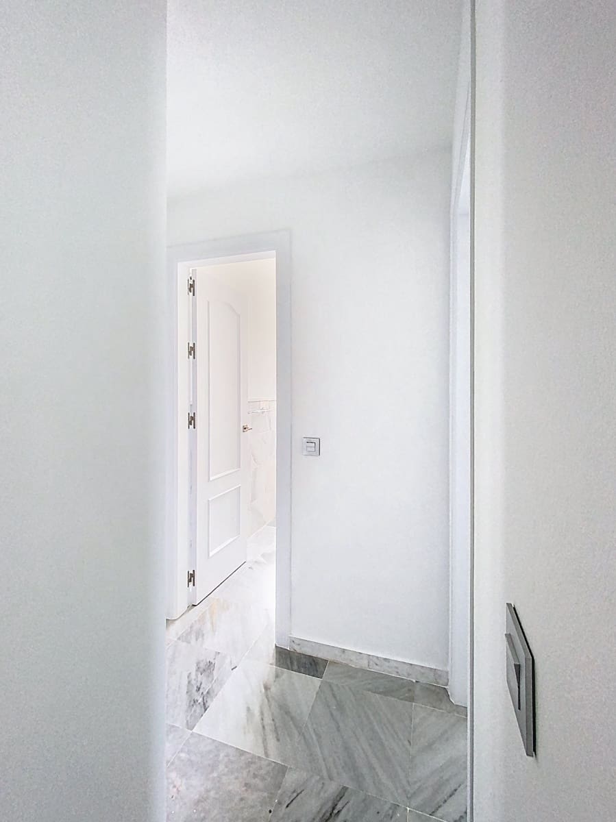 2 bedroom Apartment for sale in New Golden Mile with pool garage - € 694,000 (Ref: 9611295)
