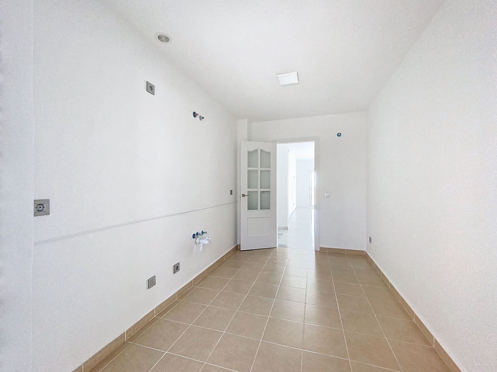 2 bedroom Apartment for sale in New Golden Mile with pool garage - € 694,000 (Ref: 9611295)