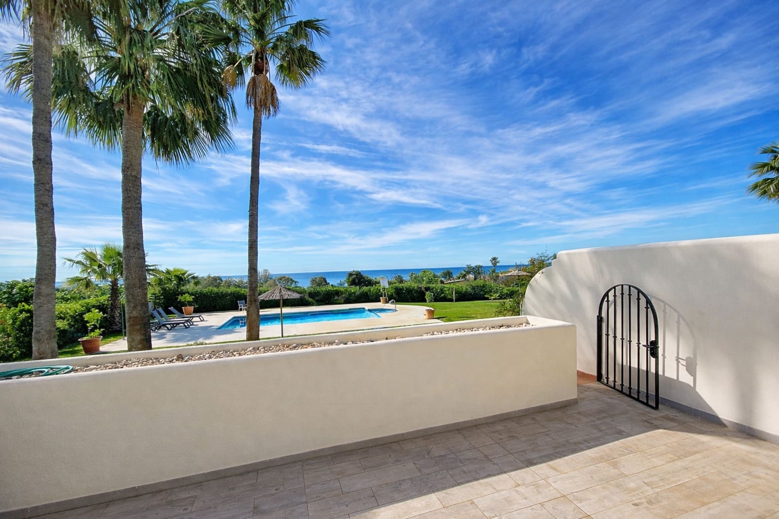 2 bedroom Apartment for sale in New Golden Mile with pool garage - € 694,000 (Ref: 9611295)