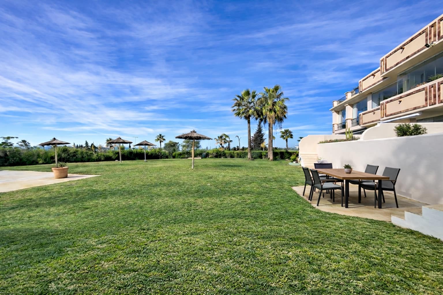 2 bedroom Apartment for sale in New Golden Mile with pool garage - € 694,000 (Ref: 9611295)