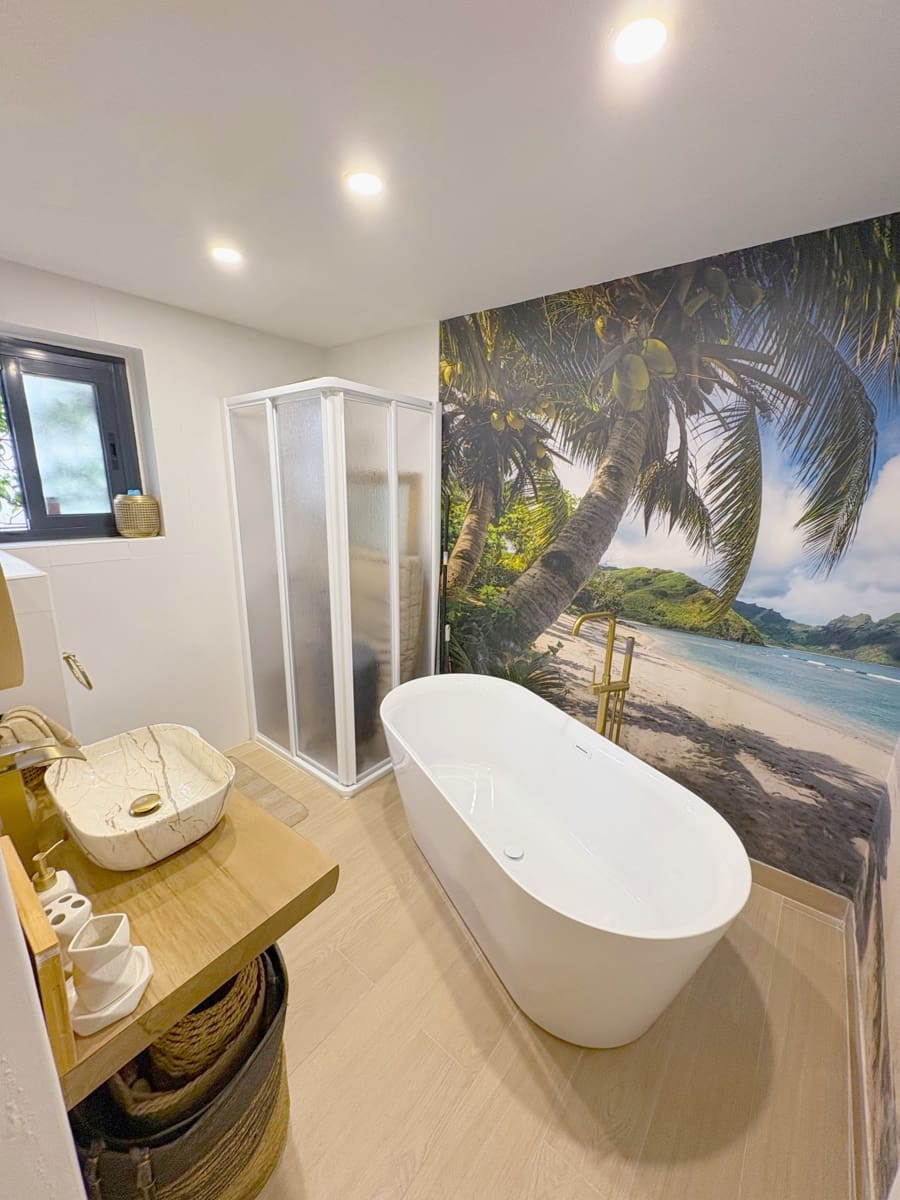 3 bedroom Townhouse for sale in Estepona with garage - € 849,000 (Ref: 9625465)