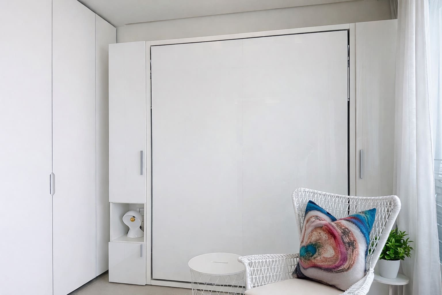 Ático de 2 habitaciones en Estepona en venta con piscina garaje - 595.000 € (Ref: 9647935)