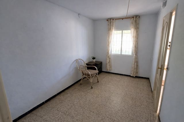 3 soveværelse Villa til salg i Estepona med garage - € 290.000 (Ref: 9666184)