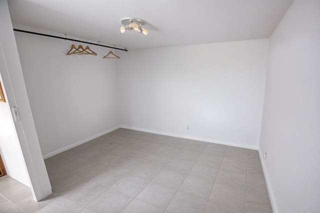 3 soveværelse Villa til salg i Estepona med garage - € 290.000 (Ref: 9666184)