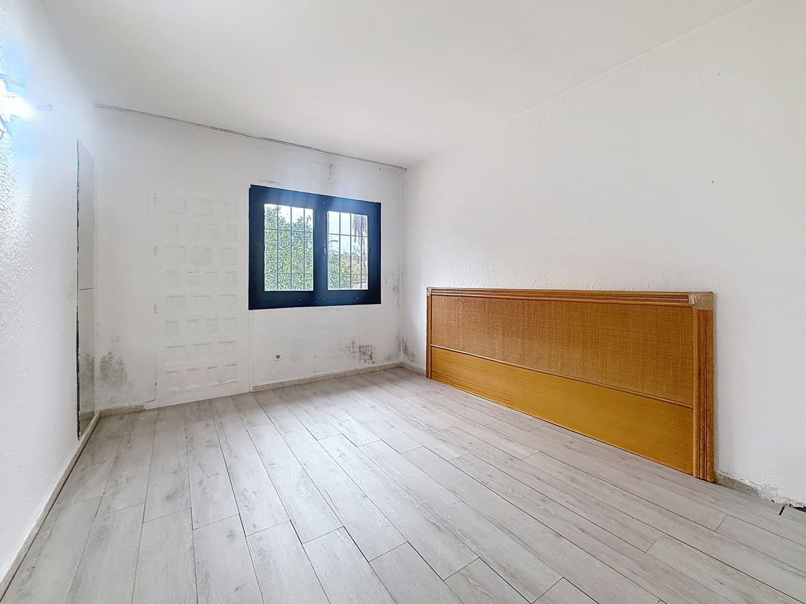 3 soverom Villa til salgs i Estepona - € 949 000 (Ref: 9682414)