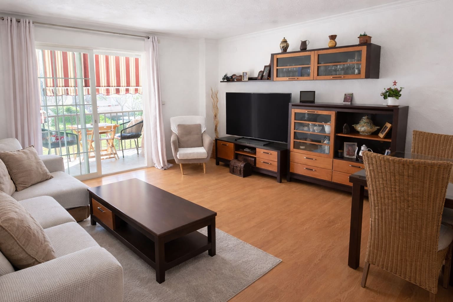 3 makuuhuone Huoneisto myytävänä paikassa Estepona - 349 900 € (Ref: 9690367)