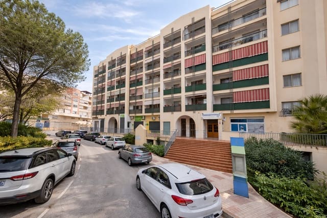 3 makuuhuone Huoneisto myytävänä paikassa Estepona - 349 900 € (Ref: 9690367)