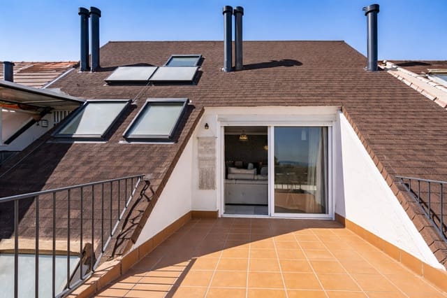 4 sovrum Hus till salu i Seghers, Estepona med garage - 698 000 € (Ref: 9695152)