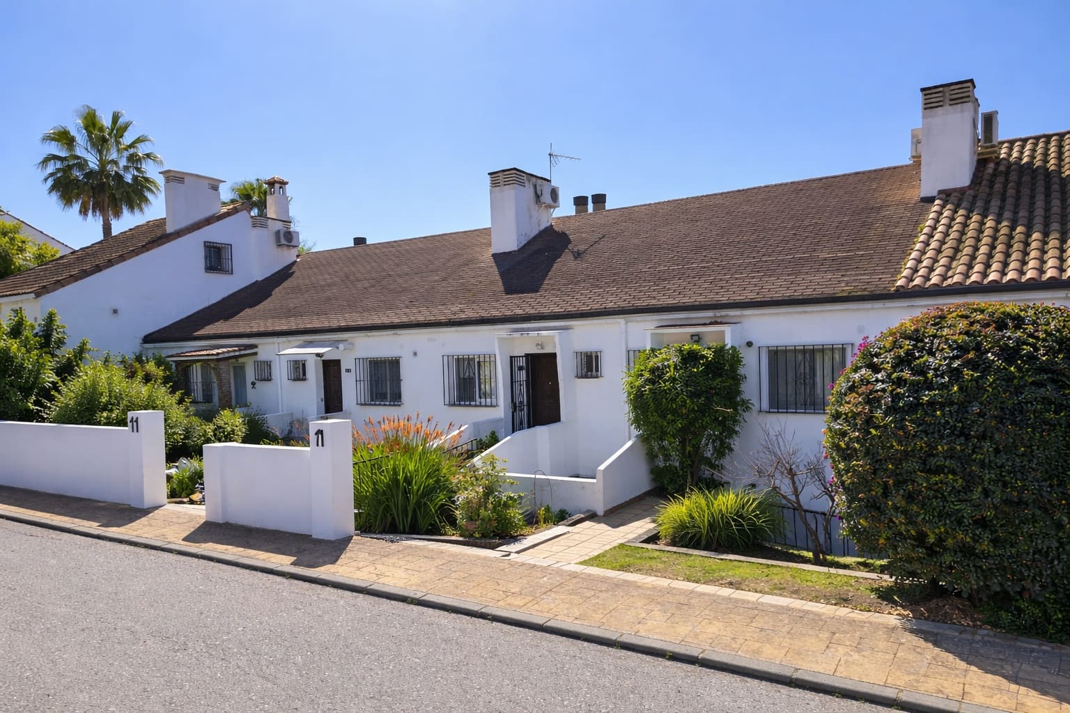 4 sovrum Hus till salu i Estepona med garage - 698 000 € (Ref: 9695152)