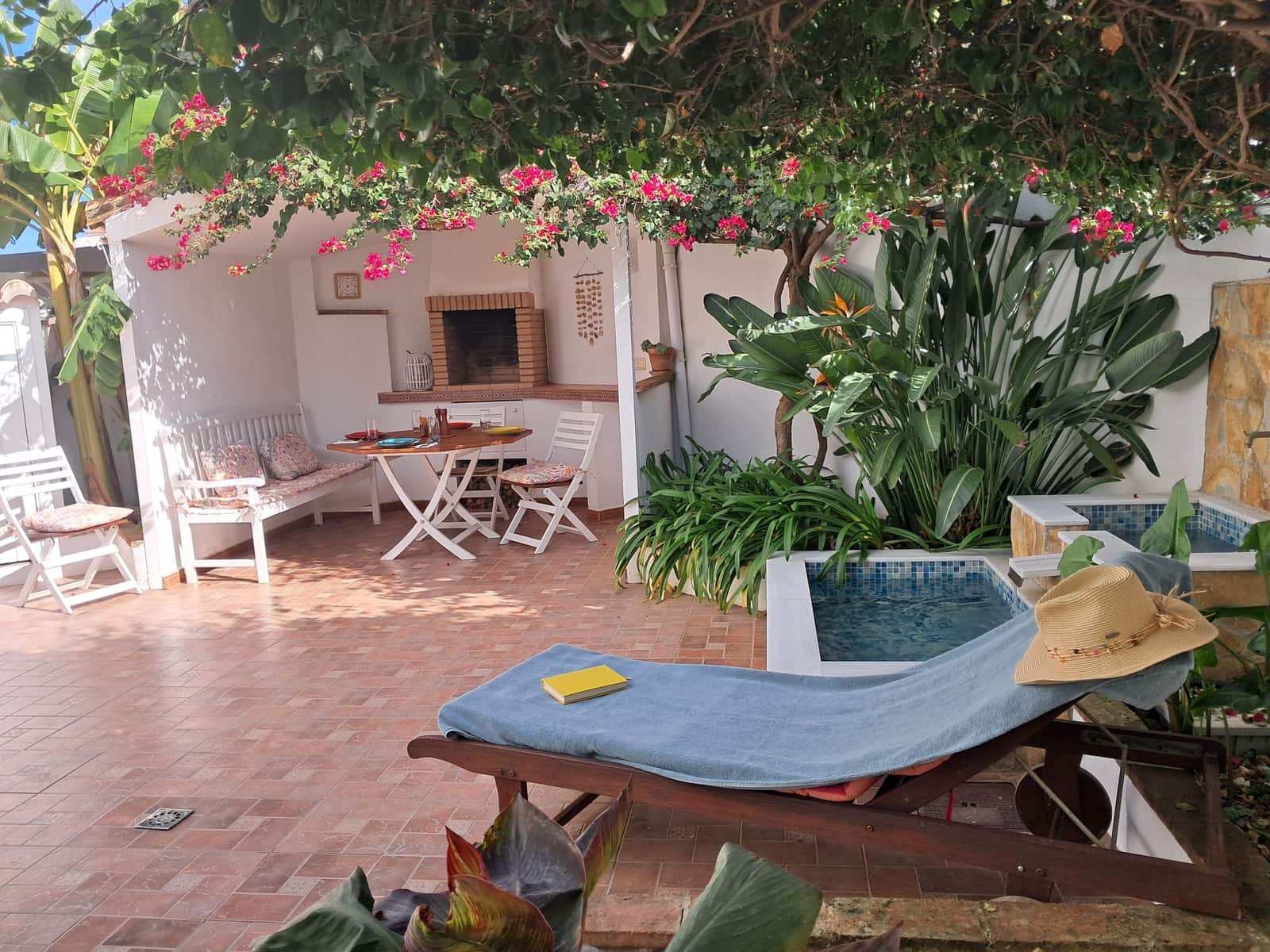 4 quarto Moradia Geminada para venda em Estepona com garagem - 768 000 € (Ref: 9711814)