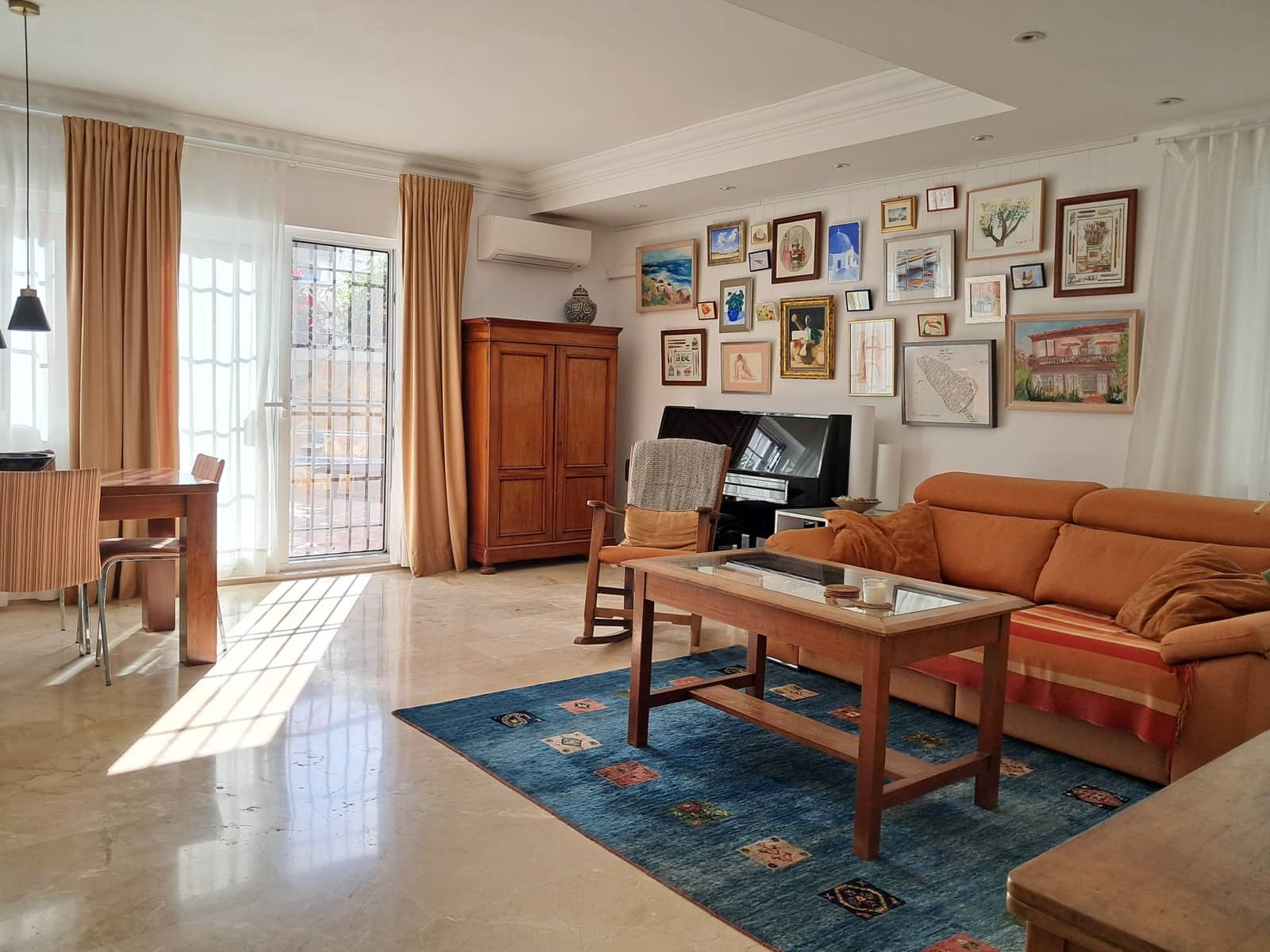4 soverom Kjedet enebolig til salgs i Estepona med garasje - € 768 000 (Ref: 9711814)