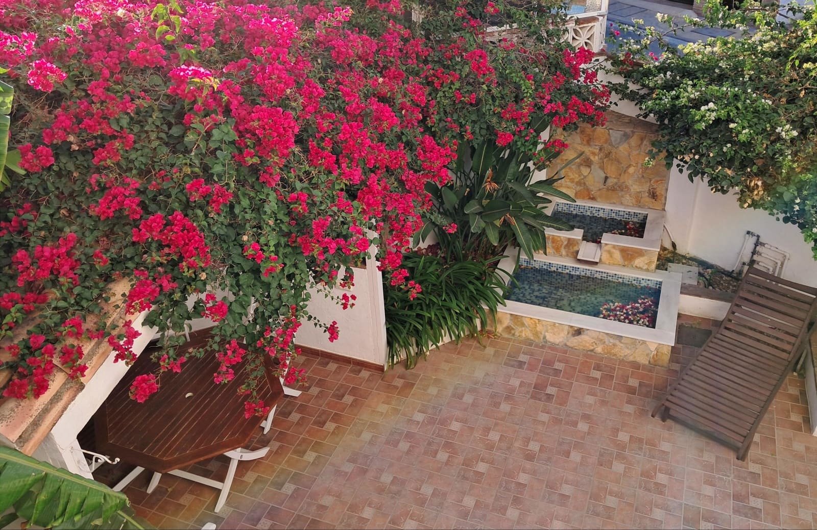 4 soverom Kjedet enebolig til salgs i Estepona med garasje - € 768 000 (Ref: 9711814)