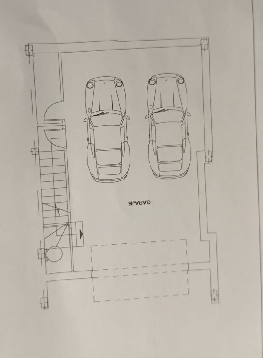 4 quarto Casa em Banda para venda em Estepona com piscina garagem - 665 000 € (Ref: 9711815)