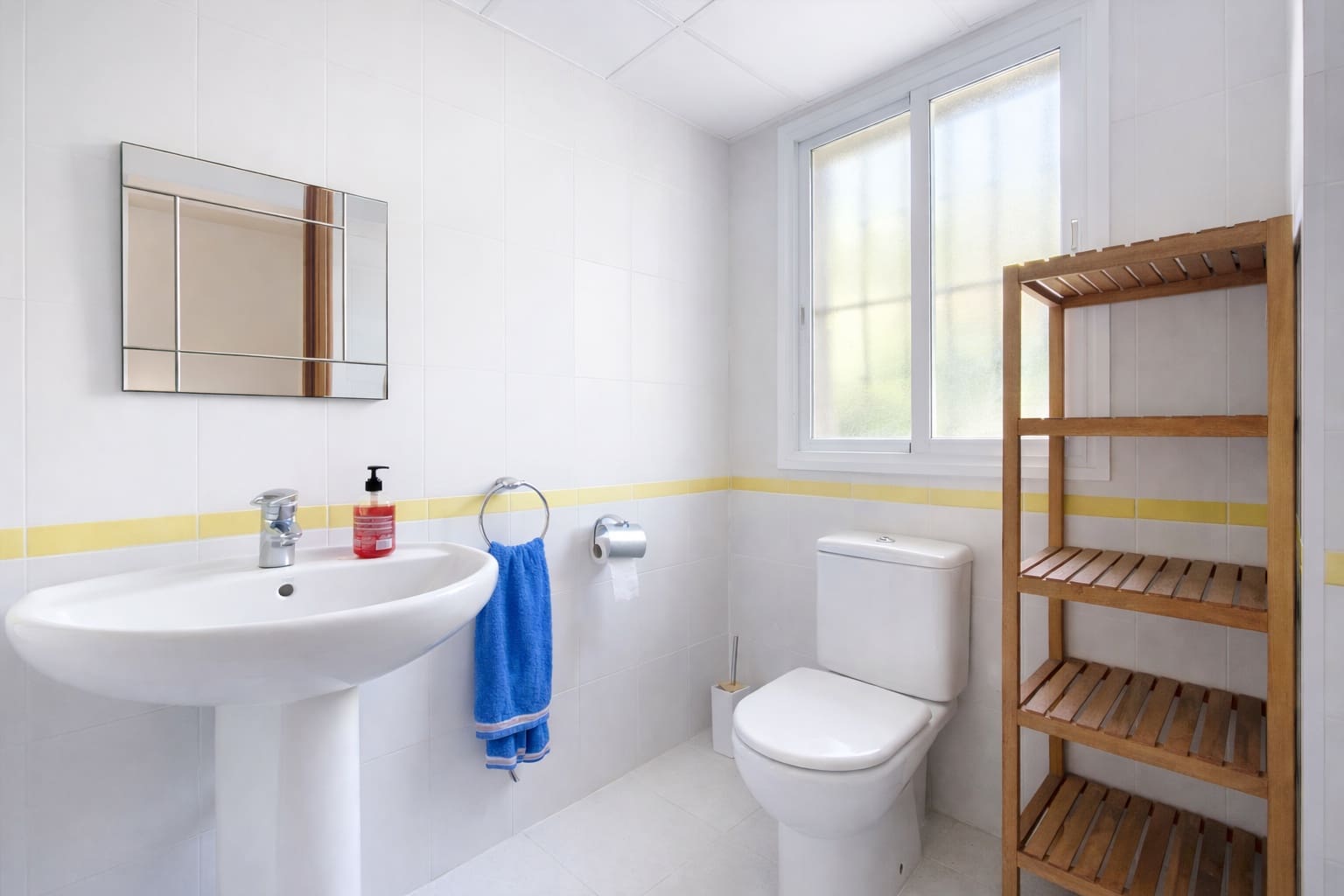 3 sypialnia Dom na sprzedaż w Buenas Noches z basenem garażem - 450 000 € (Ref: 9729305)