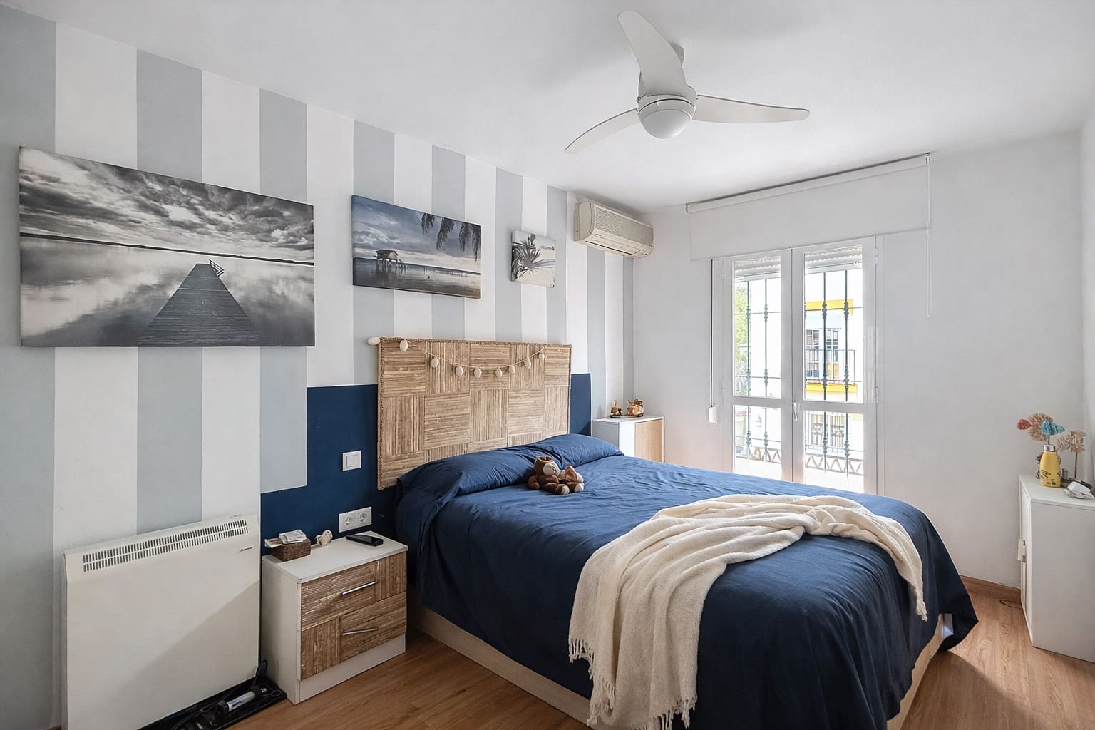 3 sypialnia Dom na sprzedaż w Estepona z basenem garażem - 590 000 € (Ref: 9755594)