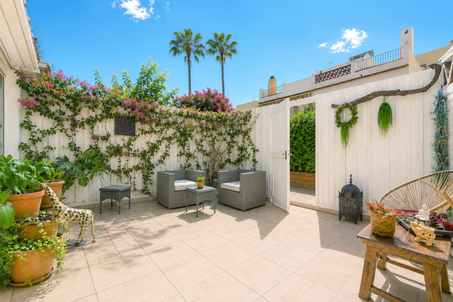 Casa de 3 habitaciones en Estepona en venta con piscina garaje - 590.000 € (Ref: 9755594)