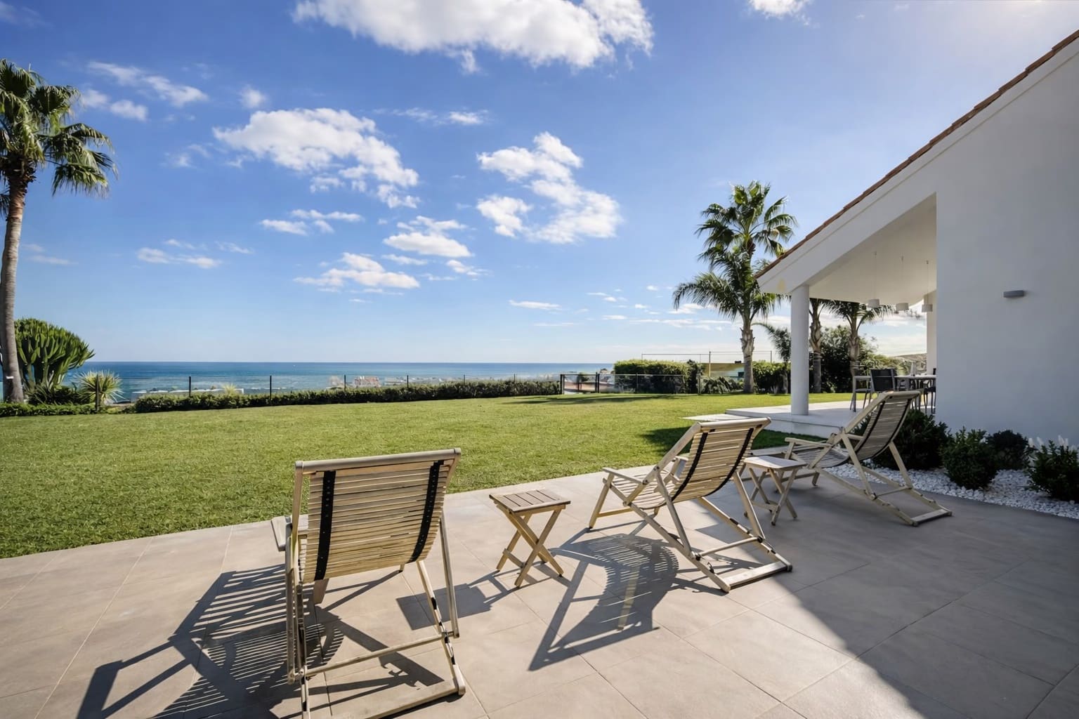 Chalet de 6 habitaciones en Manilva en venta con piscina garaje - 2.500.000 € (Ref: 9772971)