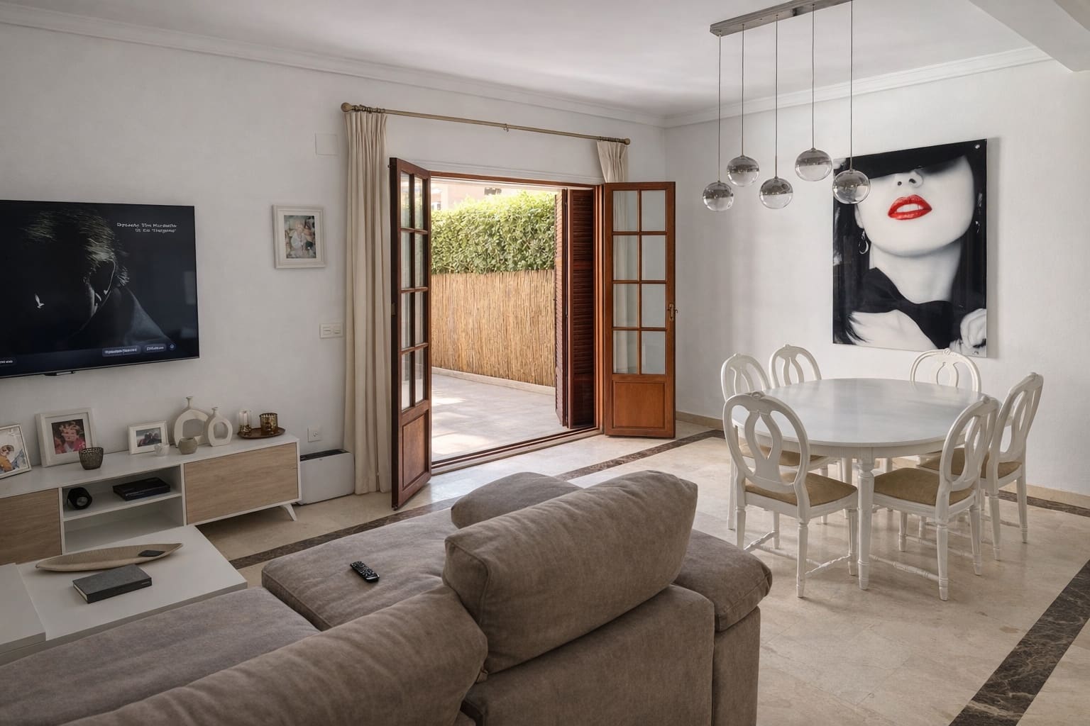 3 bedroom Townhouse for sale in Estepona with pool garage - € 549,000 (Ref: 9778016)