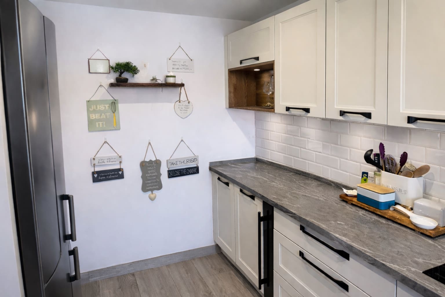 3 bedroom Townhouse for sale in Estepona with pool garage - € 549,000 (Ref: 9778016)