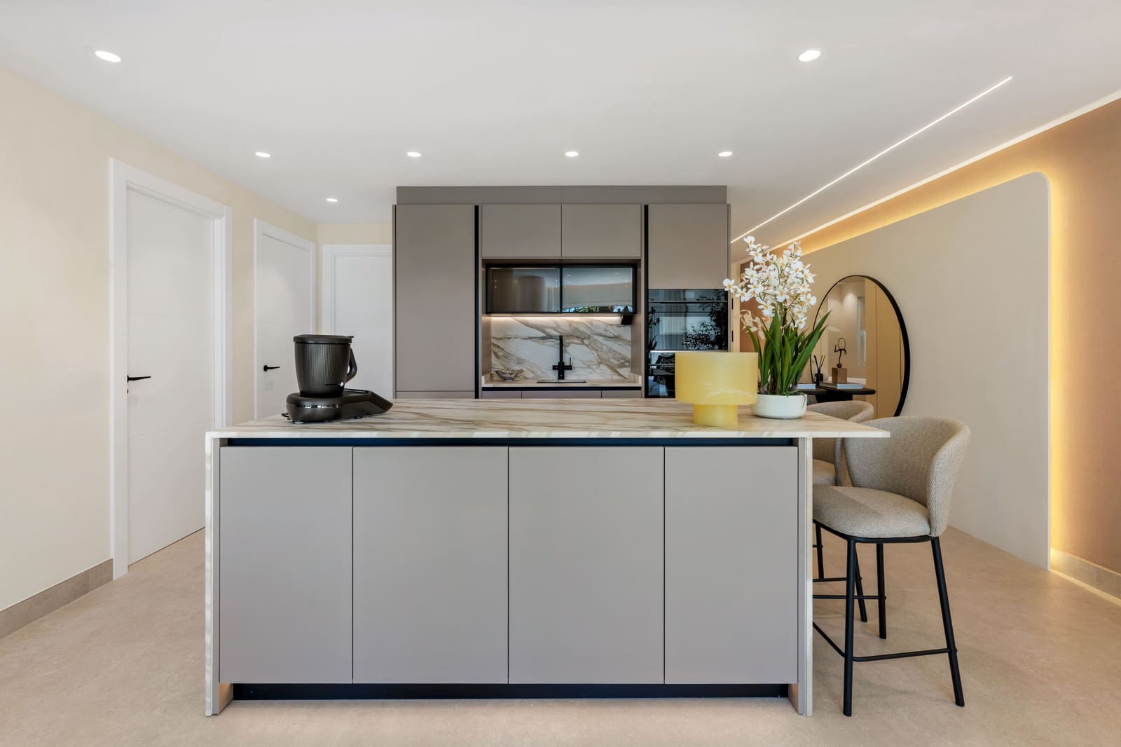 Apartamento de 3 habitaciones en Costalita en venta con piscina garaje - 1.495.000 € (Ref: 9780462)