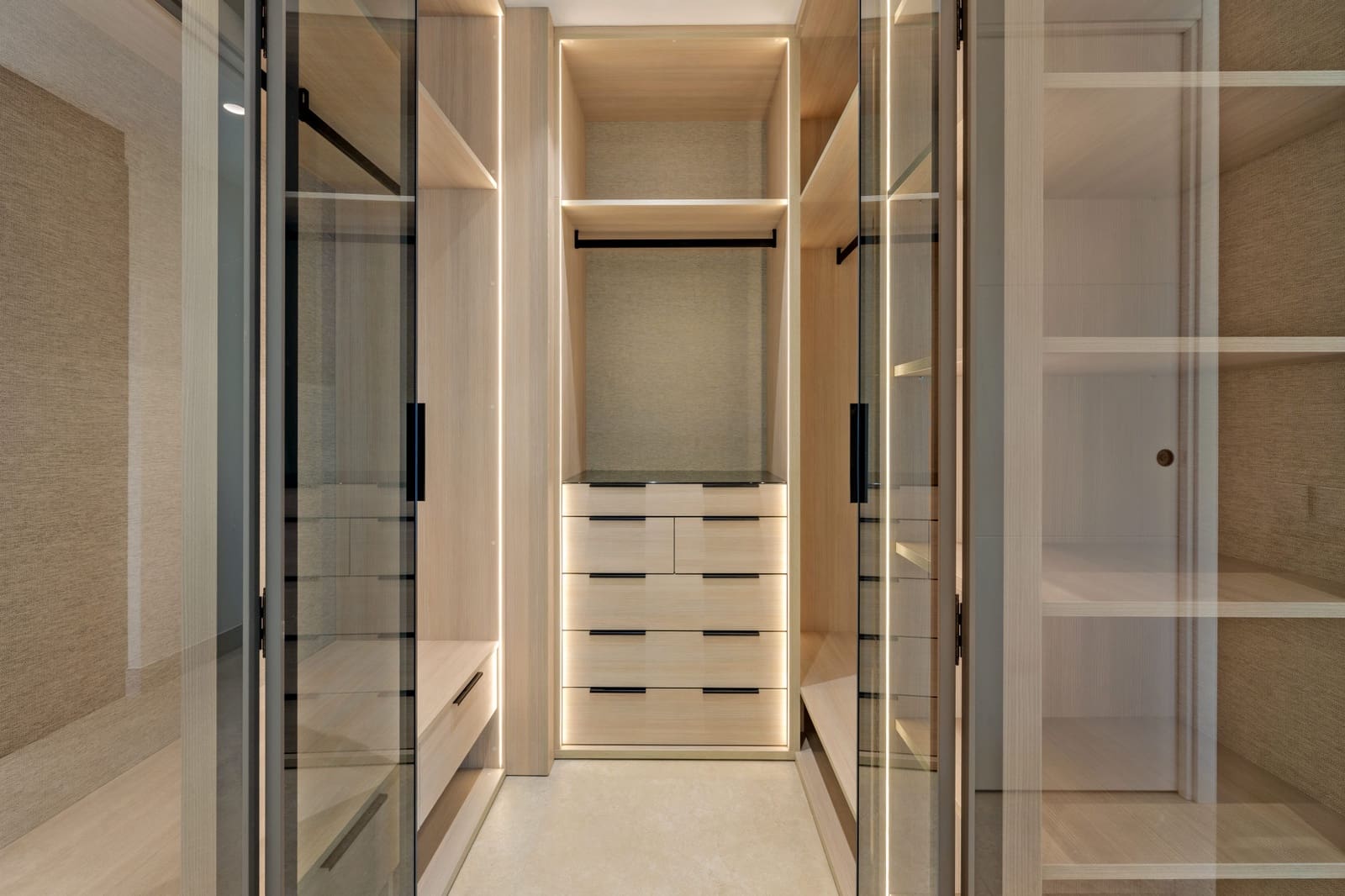 Apartamento de 3 habitaciones en Costalita en venta con piscina garaje - 1.495.000 € (Ref: 9780462)