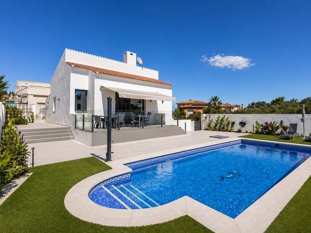 Chalet de 5 habitaciones en Mijas Costa, Mijas en venta con garaje - 799.950 € (Ref: 9800610)