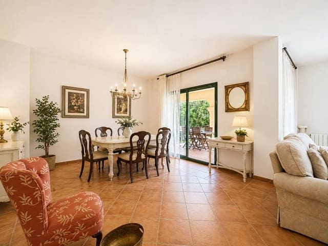 4 soverom Kjedet enebolig til salgs i Sotogrande, San Roque - € 660 000 (Ref: 9800611)