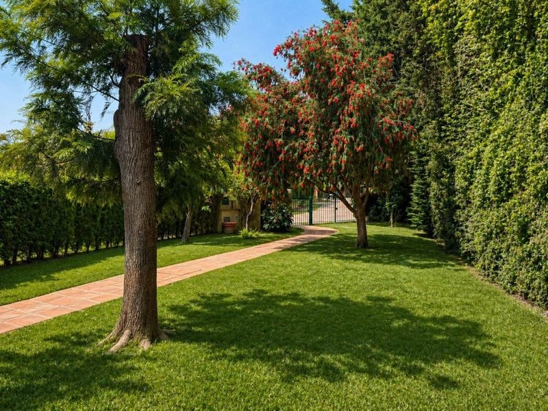 4 soverom Kjedet enebolig til salgs i Sotogrande - € 660 000 (Ref: 9800611)