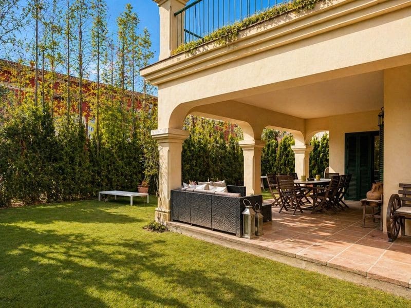 4 soverom Kjedet enebolig til salgs i Sotogrande - € 660 000 (Ref: 9800611)